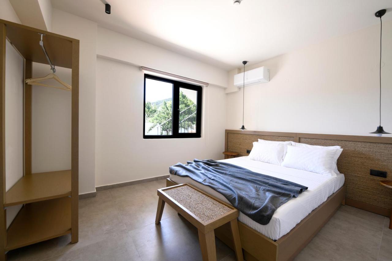 Elies Aesthetic Living Hotell Nea Iraklitsa Eksteriør bilde