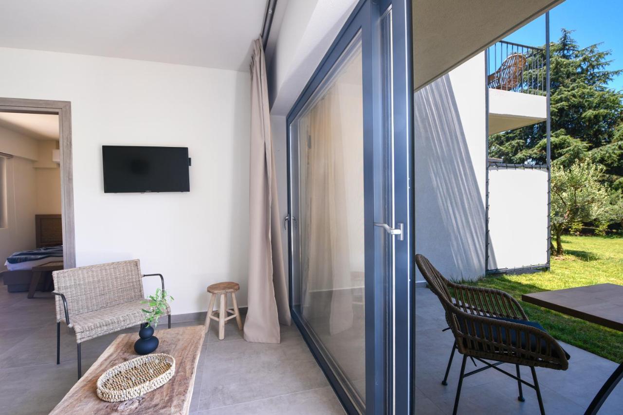 Elies Aesthetic Living Hotell Nea Iraklitsa Eksteriør bilde